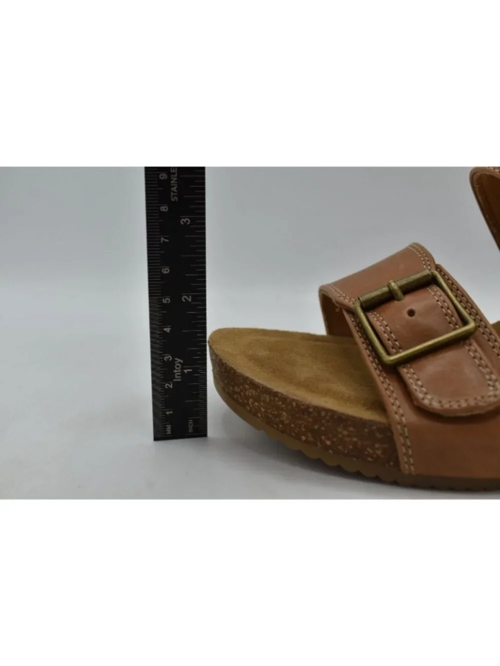 Comfortiva Womens Size 10 Erlina Sand Brown Leather‎ Wedge Sandals Shoes
